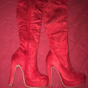 High heel boots